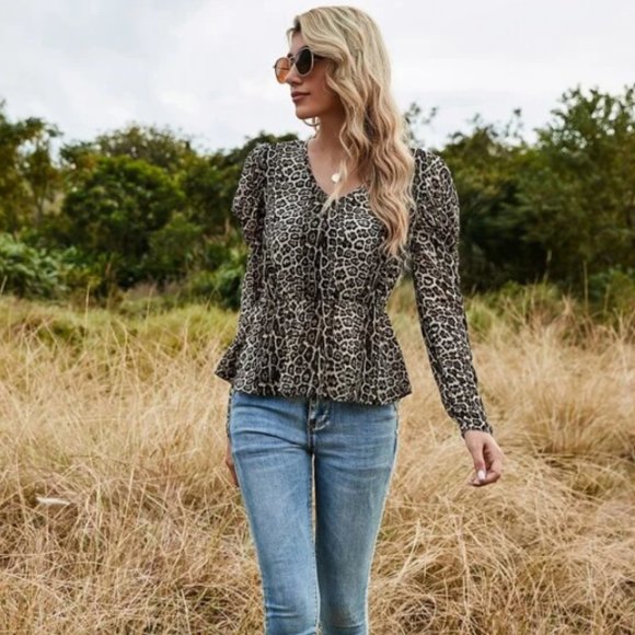 SHEIN Tops - 3/$25 NWT SHEIN | Gigot Sleeve | Leopard Peplum Top